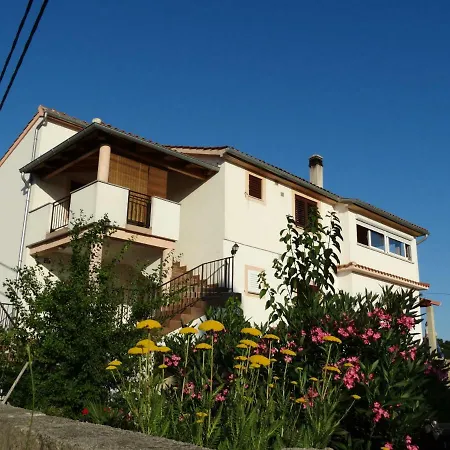 Petra Guest house Vrh (Krk)