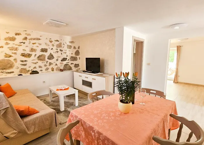 Petra Πανσιόν Vrh (Krk)